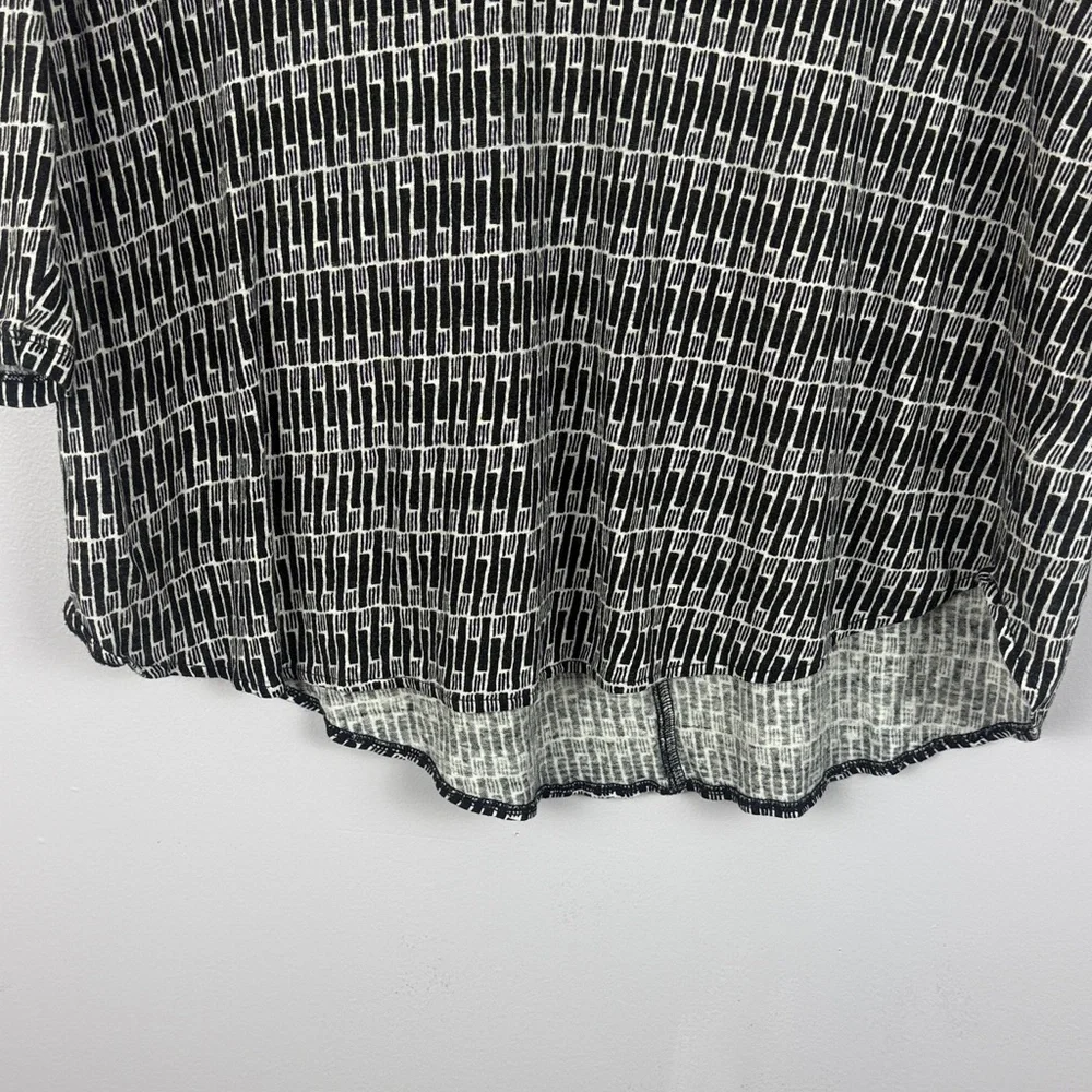 Nicole Miller 100% Linen Casual Black White Geometric Patterned 1X V-Neck Blouse - Picture 7 of 9